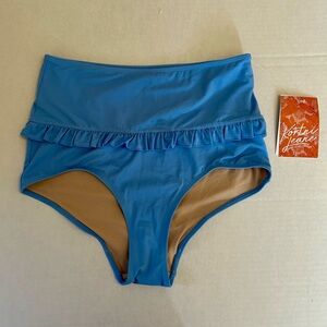 Kortni Jeane Ruffle Bottoms